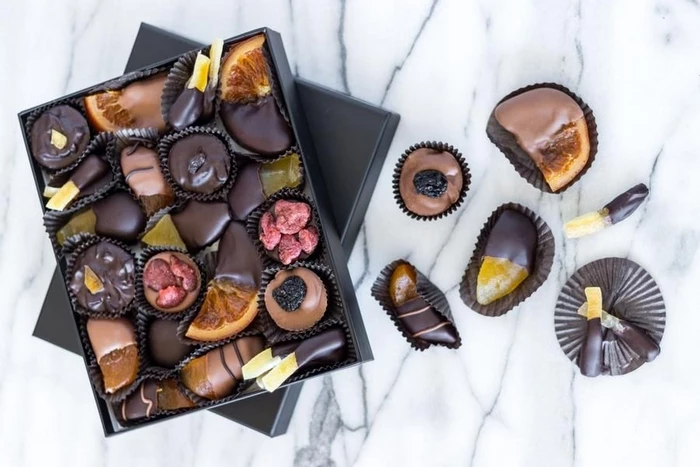شکلات دست ساز در  شهرک دانشگاه یک میان وعده سالم و خوشمزه است